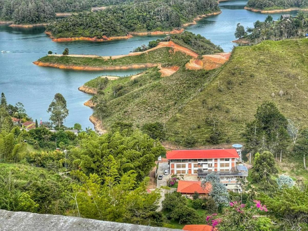 Piedra Del Penol Hotel Guatapé Exteriör bild