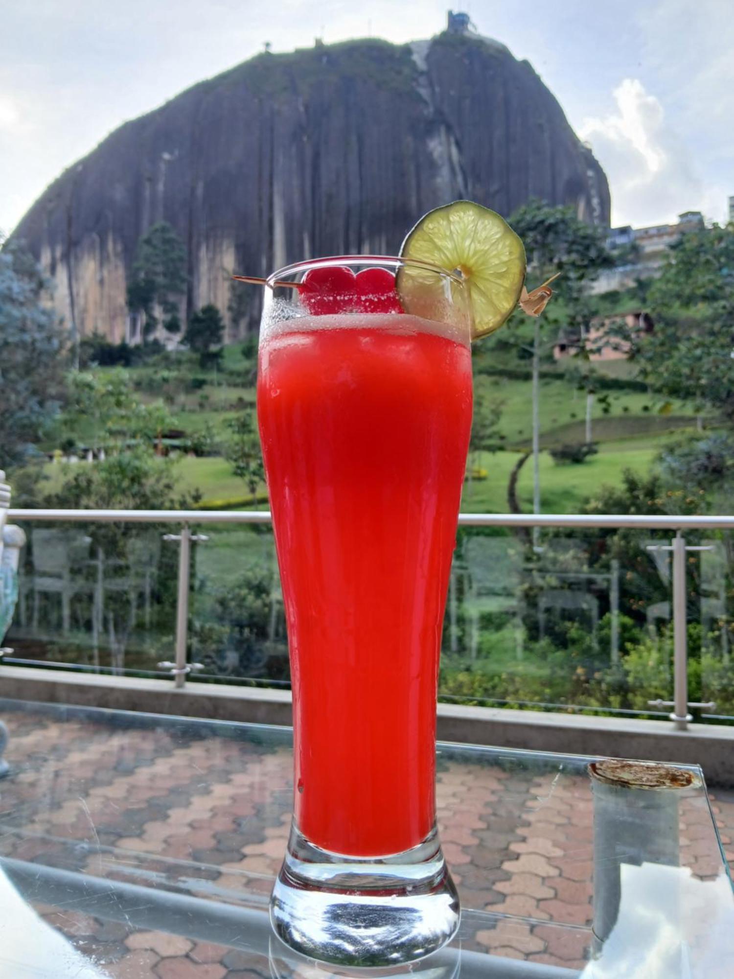 Piedra Del Penol Hotel Guatapé Exteriör bild