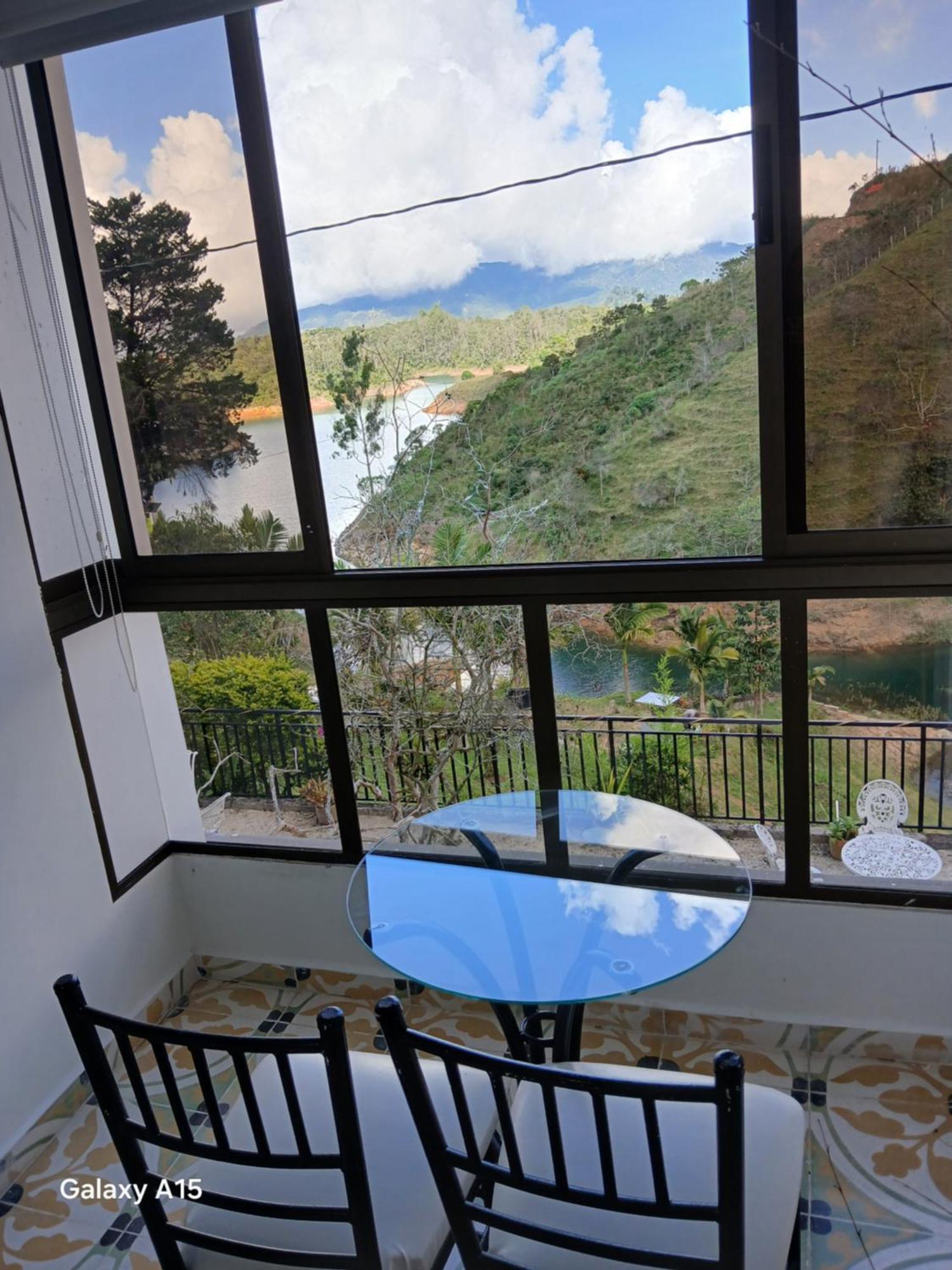 Piedra Del Penol Hotel Guatapé Exteriör bild